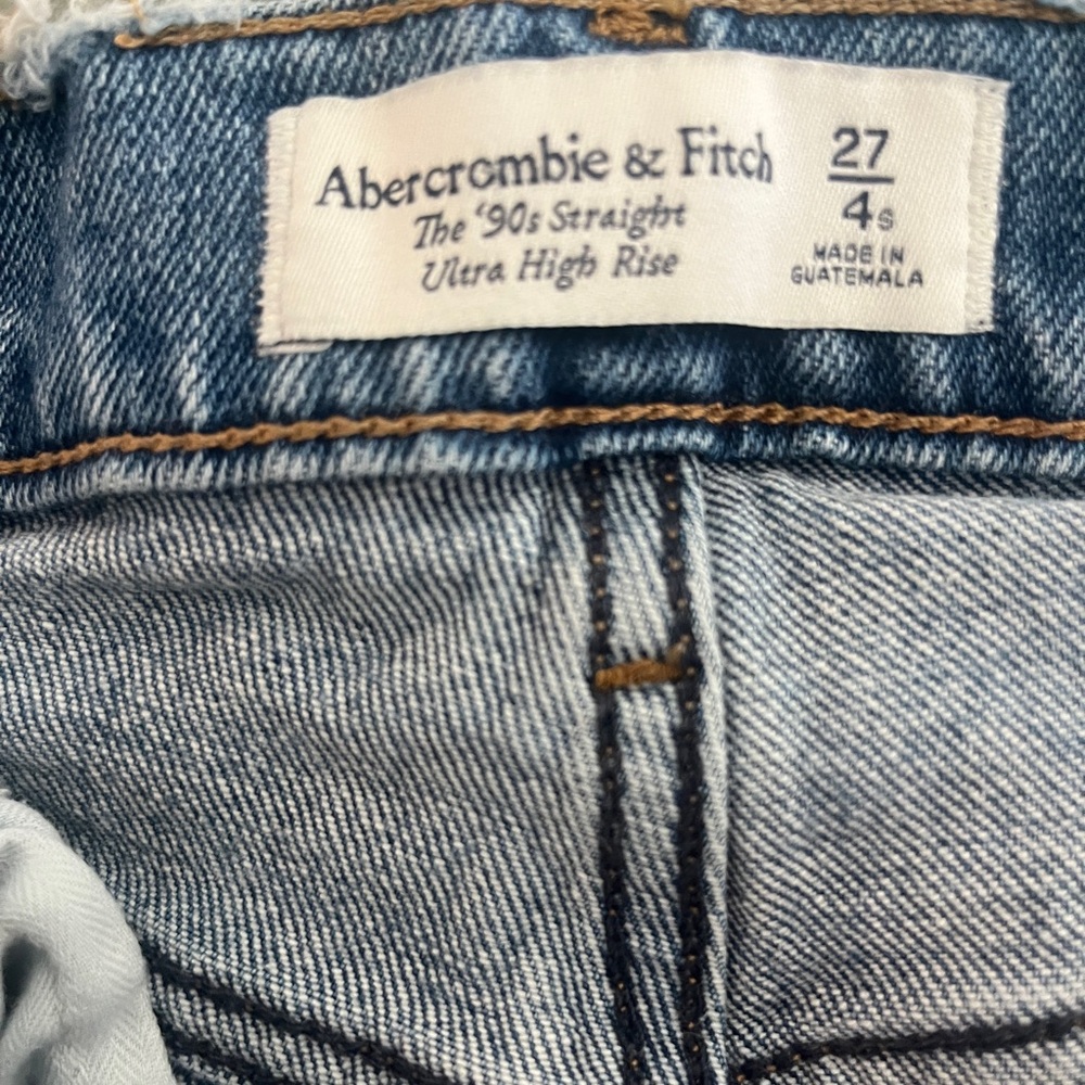 Abercrombie & Fitch Women's Straight Blue Jeans